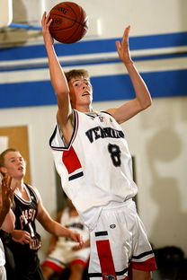 乐鱼app下载-仰泳大战美队领先毫厘之间,仰泳比赛视频欣赏